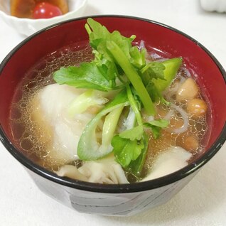 秋田の郷土料理　芋の子汁